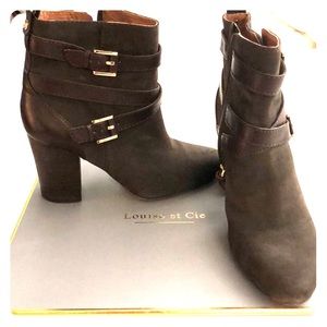 Louise et Cie Burnt Oak/Dark Brown Booties